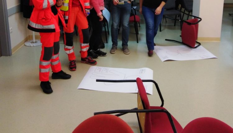 Održana Radionica vježbe masovne nesreće - slika djelatnika za vrijeme vježbe