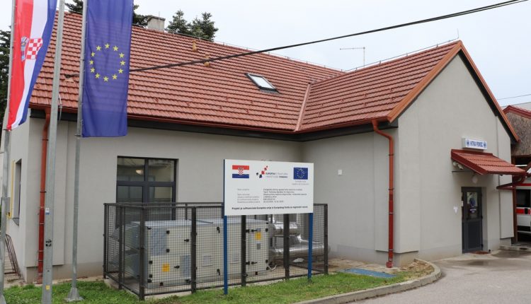 Primopredaja dva vozila Sanitetskog prijevoza i Energetske obnove zgrade HMP